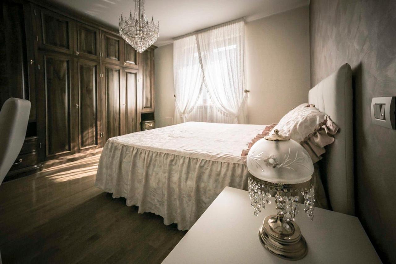 La Casa Di Pimpi Bed & Breakfast Desenzano del Garda Exterior foto